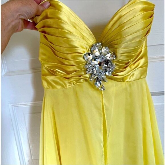 Sherri Hill Yellow Beaded Short Dress Size 8 - Picture 3 of 8